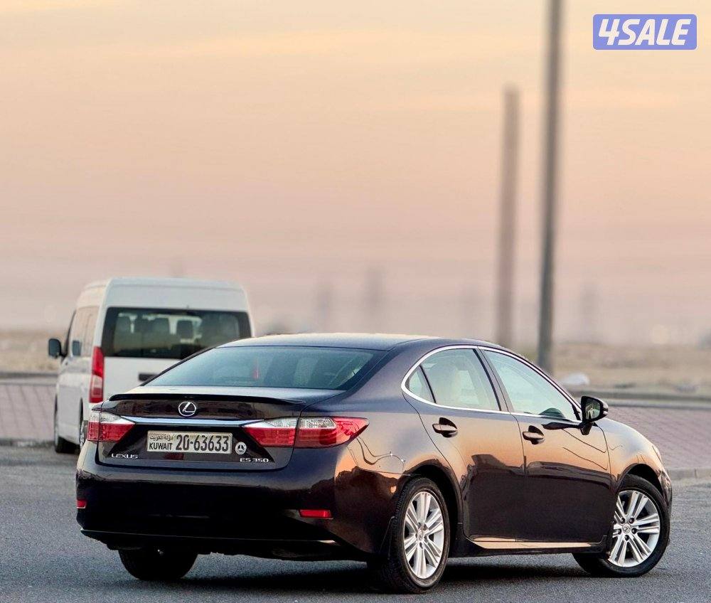 لكزس ES350 وارد الساير 2013 عداد قليل2