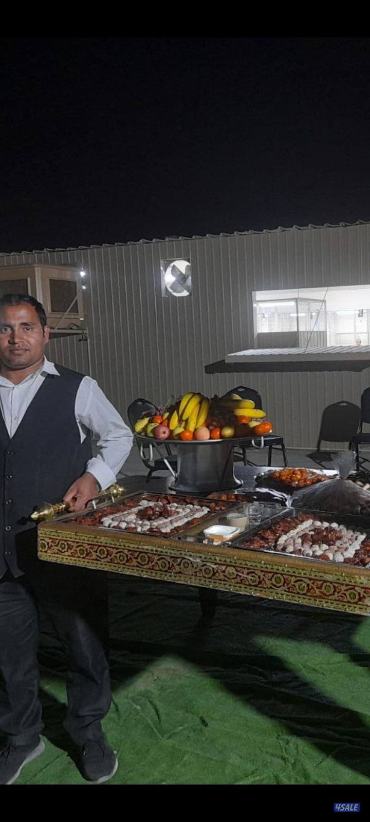 تقديم خدمات القهوة العربي والتمور5