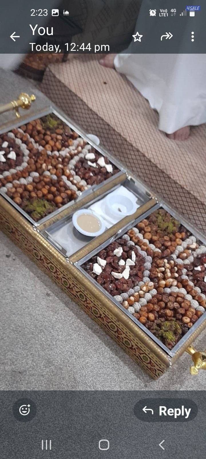 تقديم خدمات القهوة العربي والتمور12