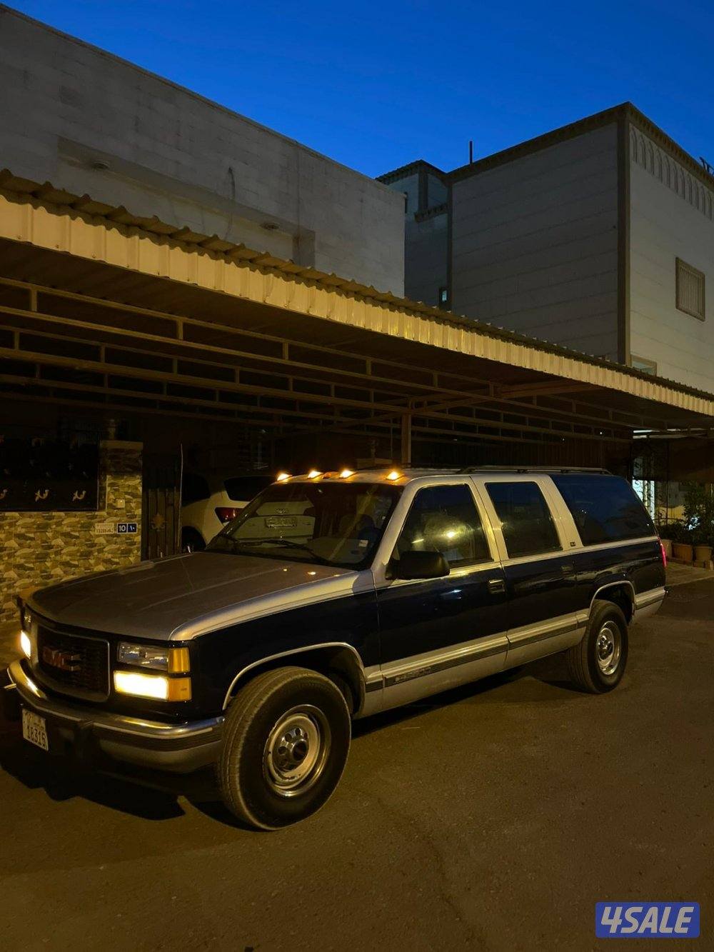 للبيع سوبربان موديل 1994 ماشي 1951