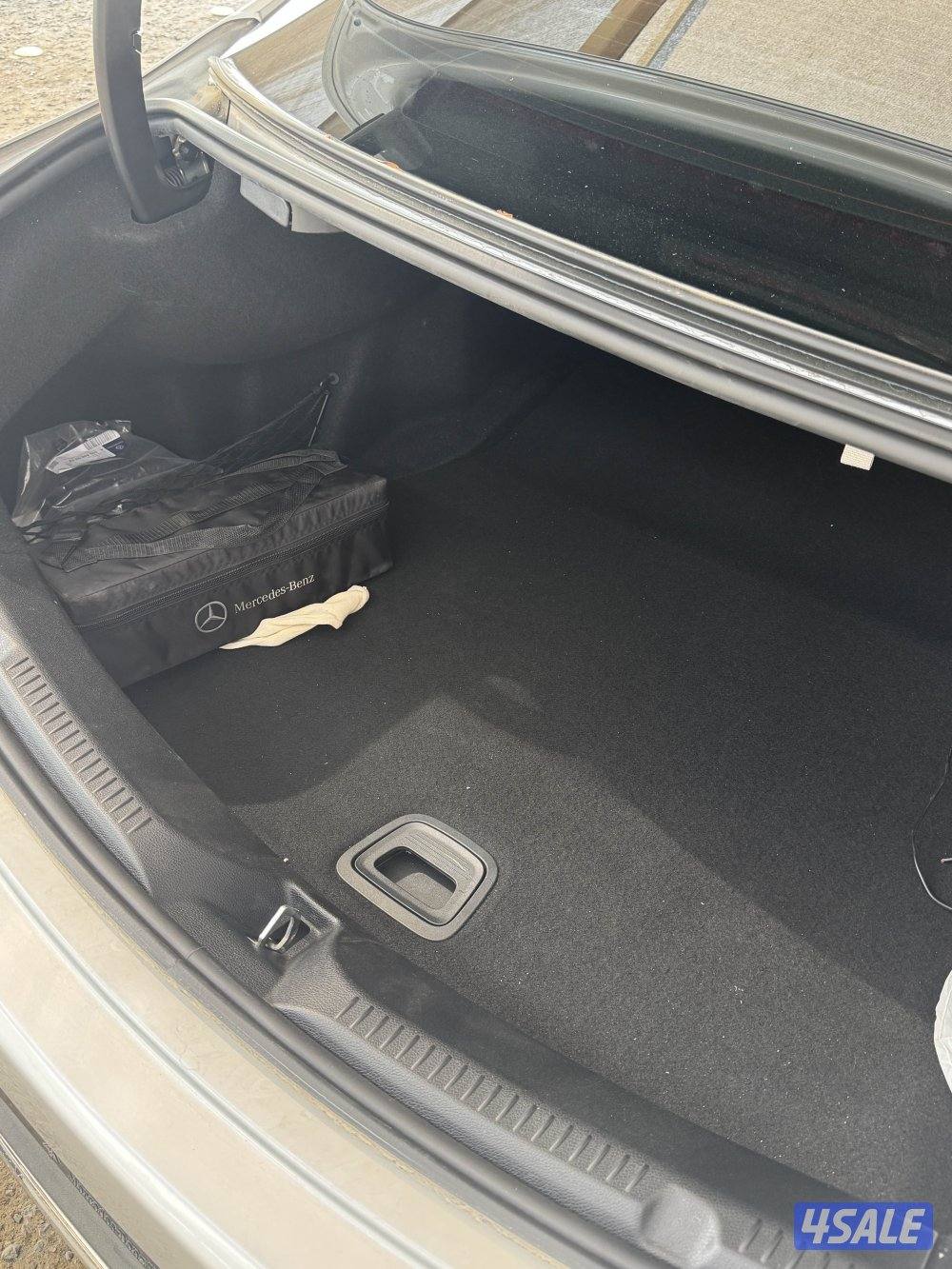 للبيع مرسيدس E300 الي يدور النظيف5