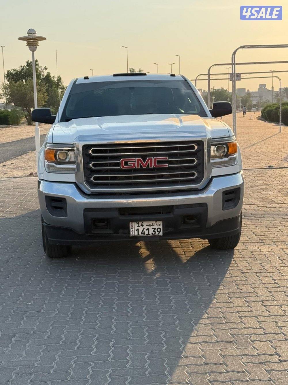 للبيع جمس HD 20165