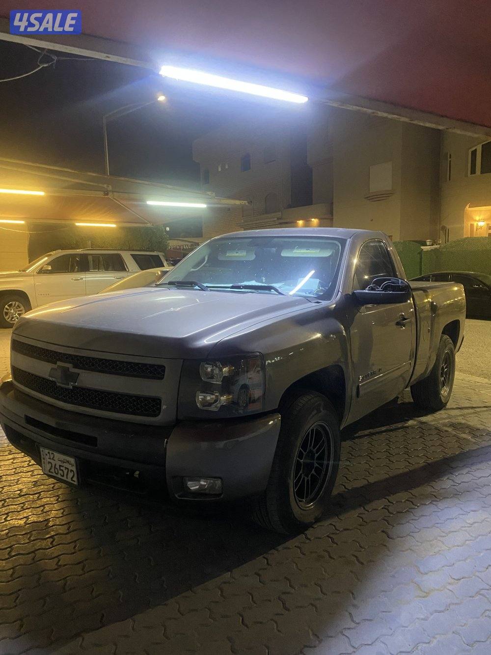 للبيع وانيت 2012 ماشي 470 الف مكينه كبيره 6 غيار غير قابل للمساومة0