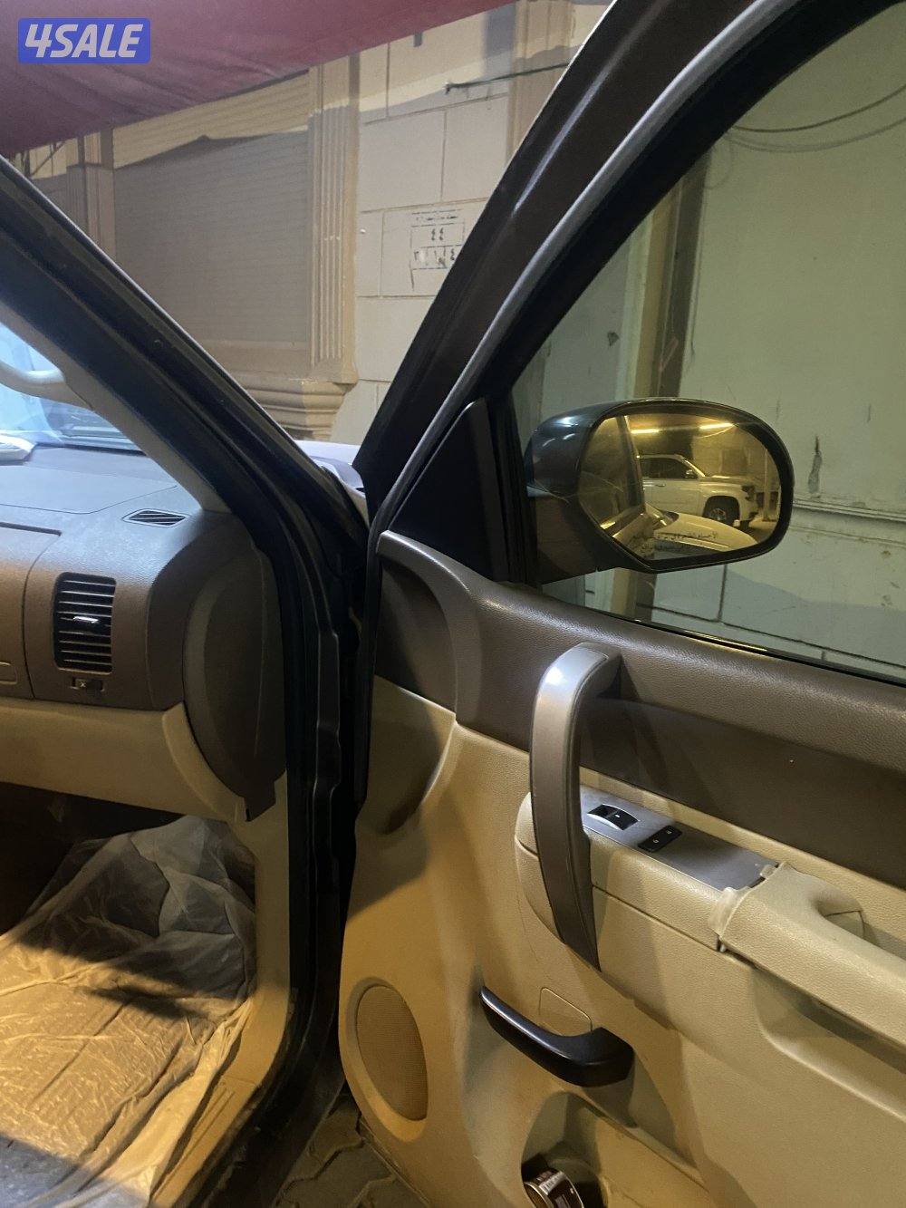 للبيع وانيت 2012 ماشي 470 الف مكينه كبيره 6 غيار غير قابل للمساومة6