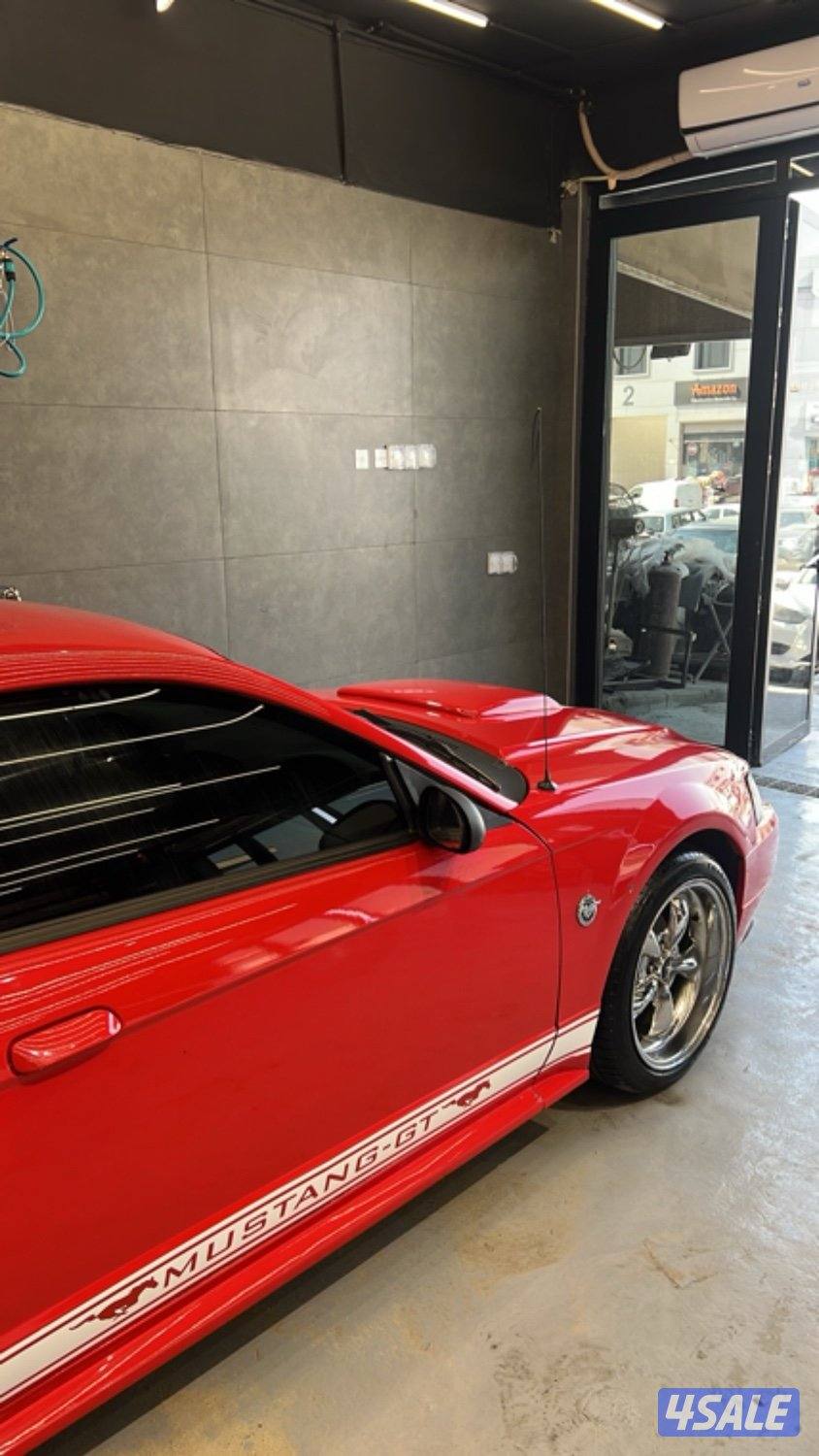 موستنق ٢٠٠٠2