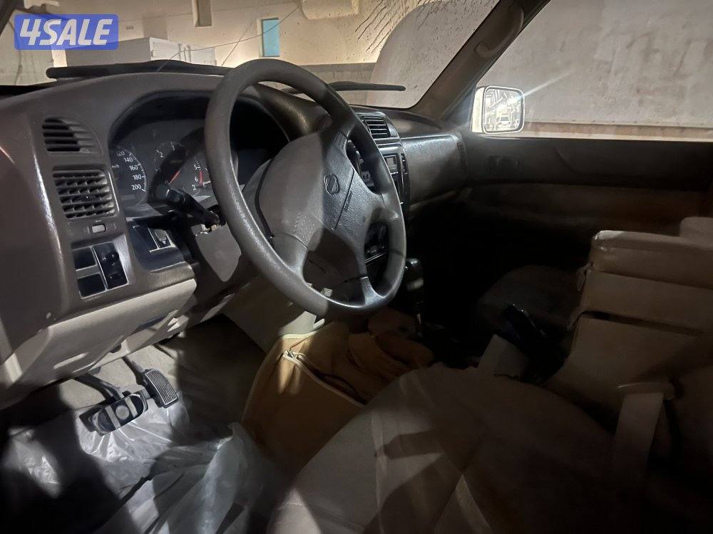 نيسان سفاري ١٩٩٨1