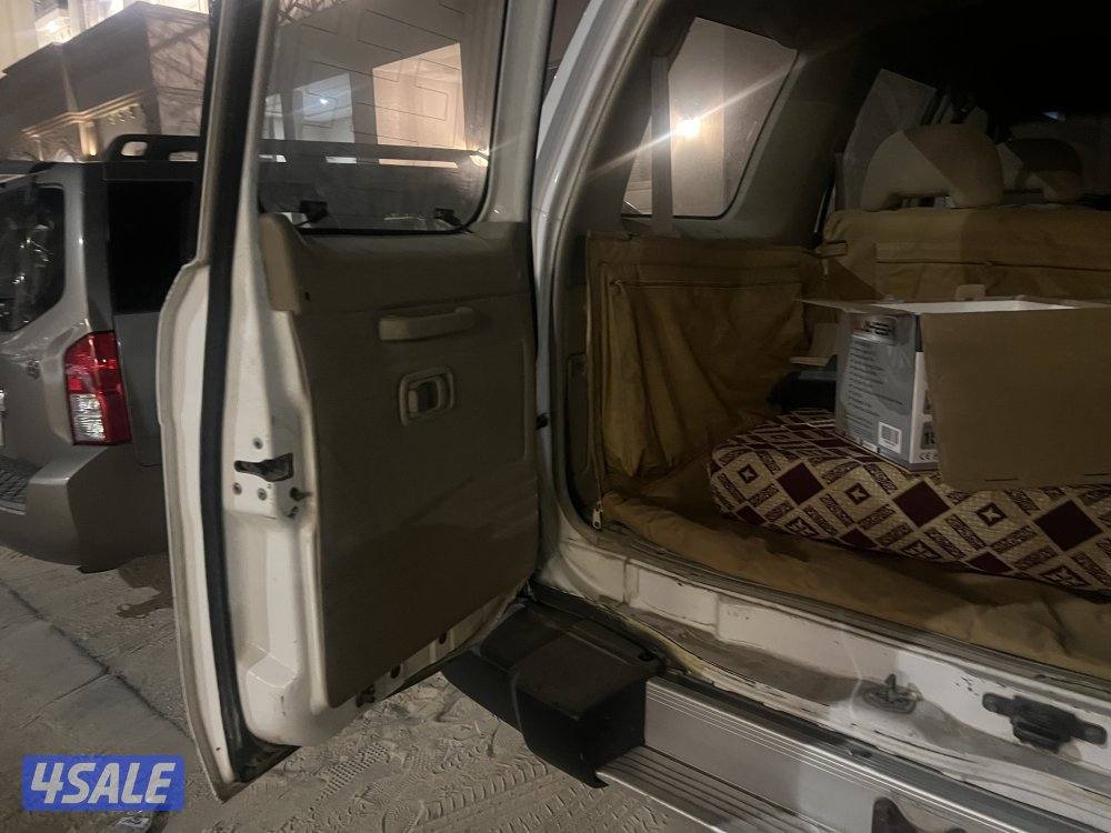 نيسان سفاري ١٩٩٨3