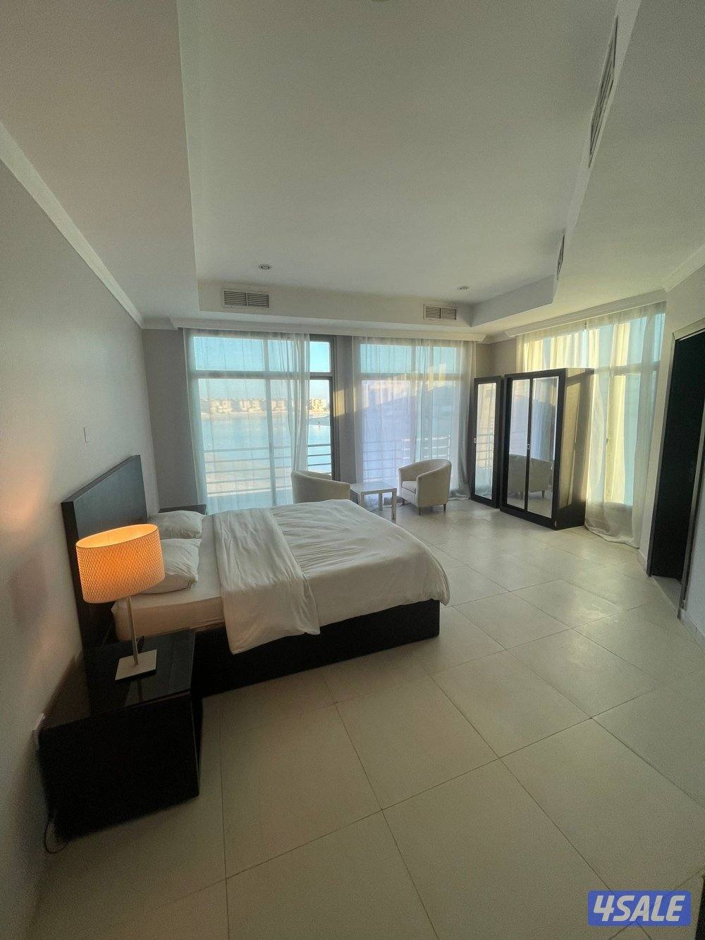 للإيجار شاليه على الخور مباشر1