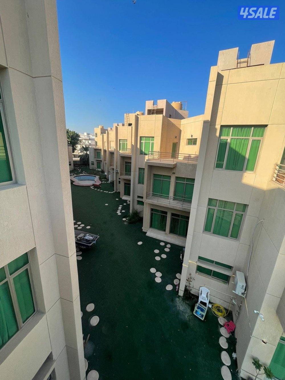 للإيجار شاليه على الخور مباشر3