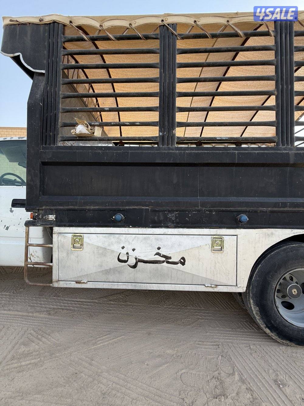 3500 نصف شاحنه 6 welمكينه 454 عداد 97,000 فقط وكالة الكويت صبغ الوكاله7