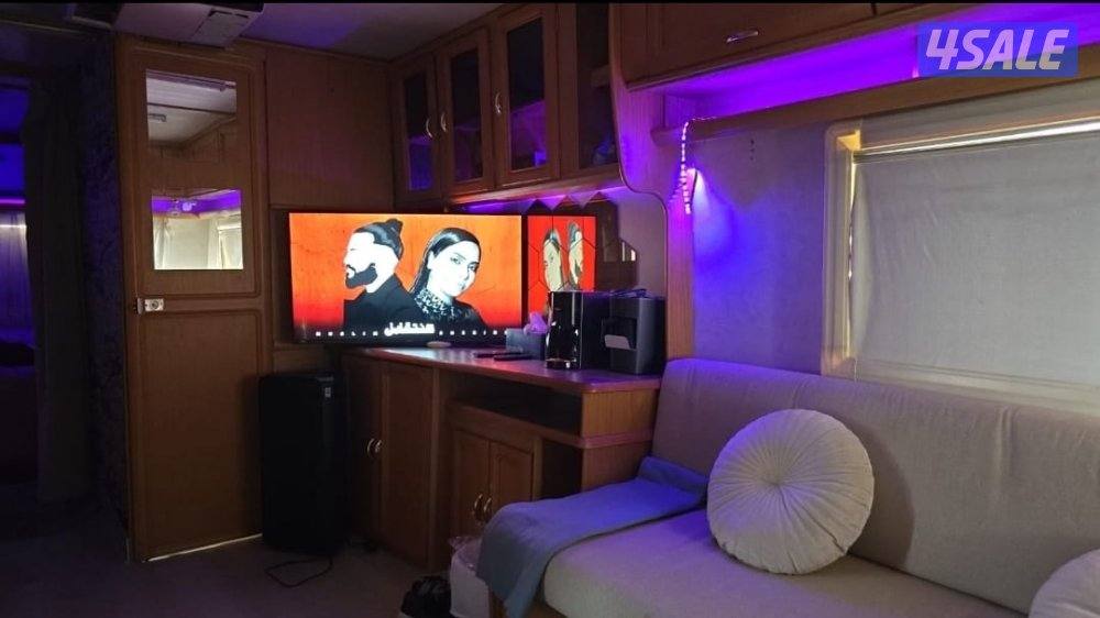 كشته برية بحرية للإيجار كرفان VIP3