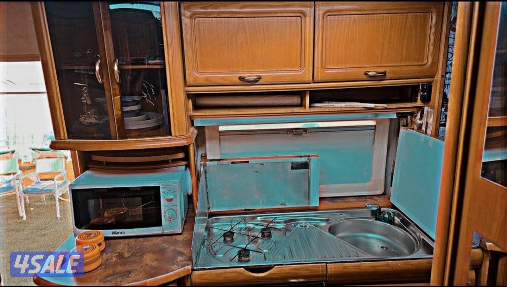 كشته برية بحرية للإيجار كرفان VIP4