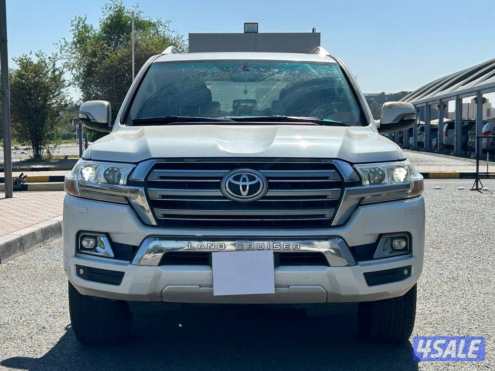 لاند GXR موديل 2016 ماشي 227 الف ٦ سلندر2