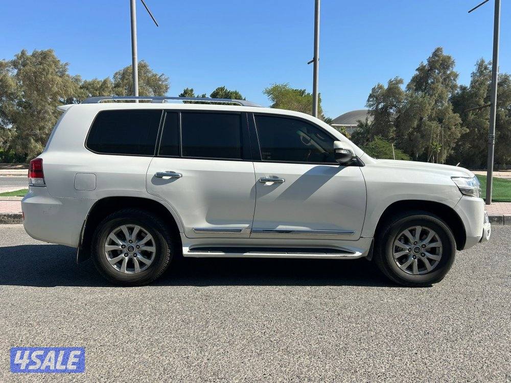 لاند GXR موديل 2016 ماشي 227 الف ٦ سلندر3