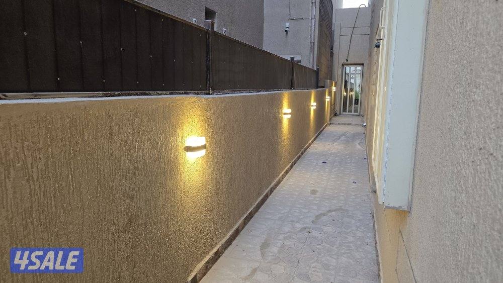 بيت كامل مع حمام سباحة وسرداب للإجار13