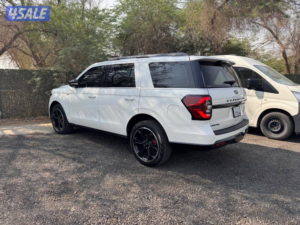 FORD EXPEDITION LIMITED STEALTH للبيع فورد اكسبديشن ٢٠٢٤2