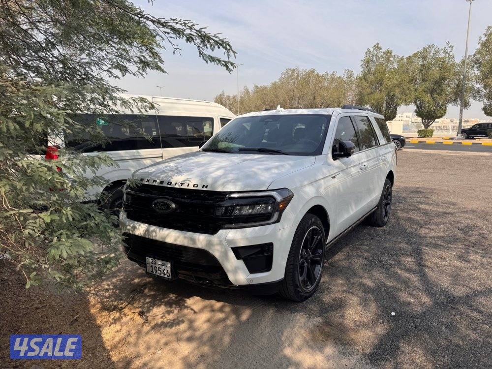 FORD EXPEDITION LIMITED STEALTH للبيع فورد اكسبديشن ٢٠٢٤1