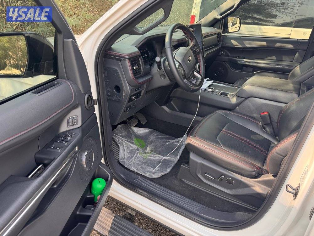 FORD EXPEDITION LIMITED STEALTH للبيع فورد اكسبديشن ٢٠٢٤4