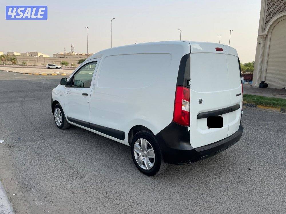 ريـنـو دوكر 20225