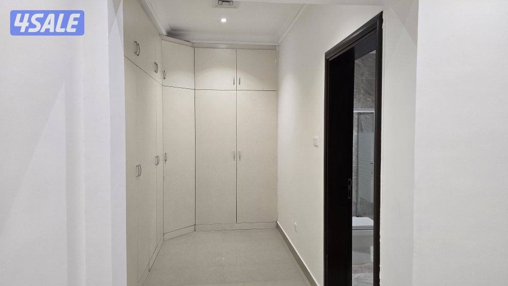 بيت كامل مع حمام سباحة وسرداب للإجار15