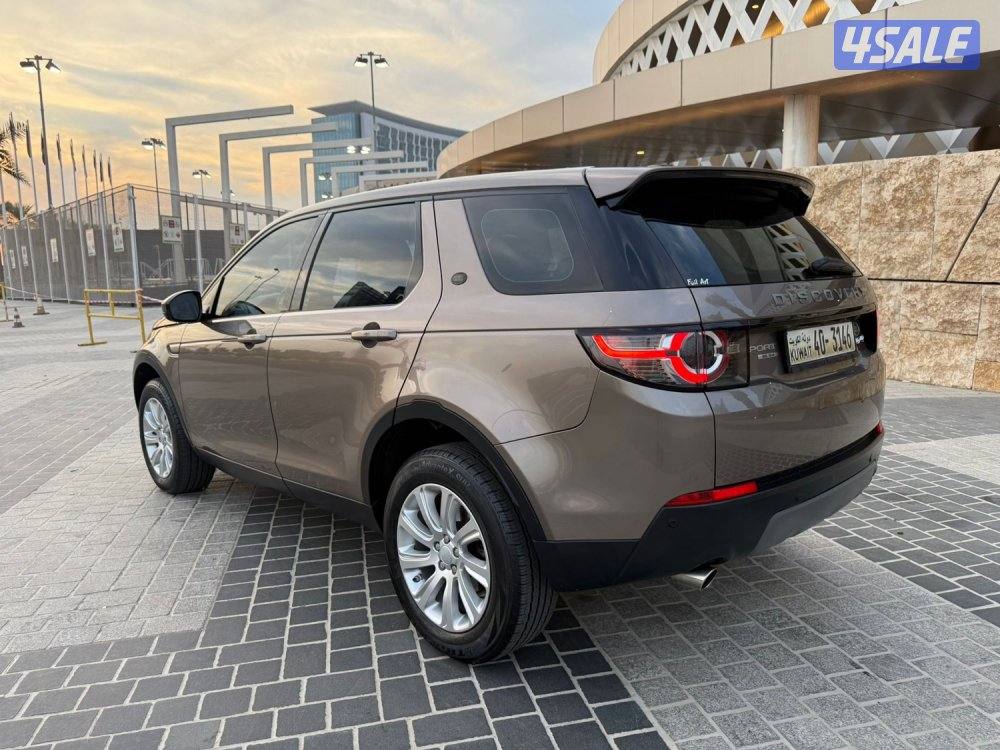 لاندروفر //  دسكفري سبورة   //  2016  //7