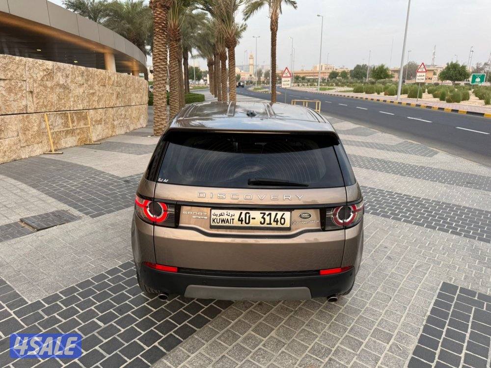 لاندروفر //  دسكفري سبورة   //  2016  //10