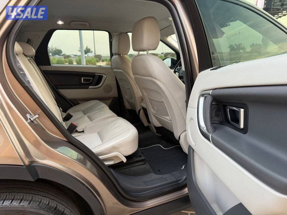 لاندروفر //  دسكفري سبورة   //  2016  //13