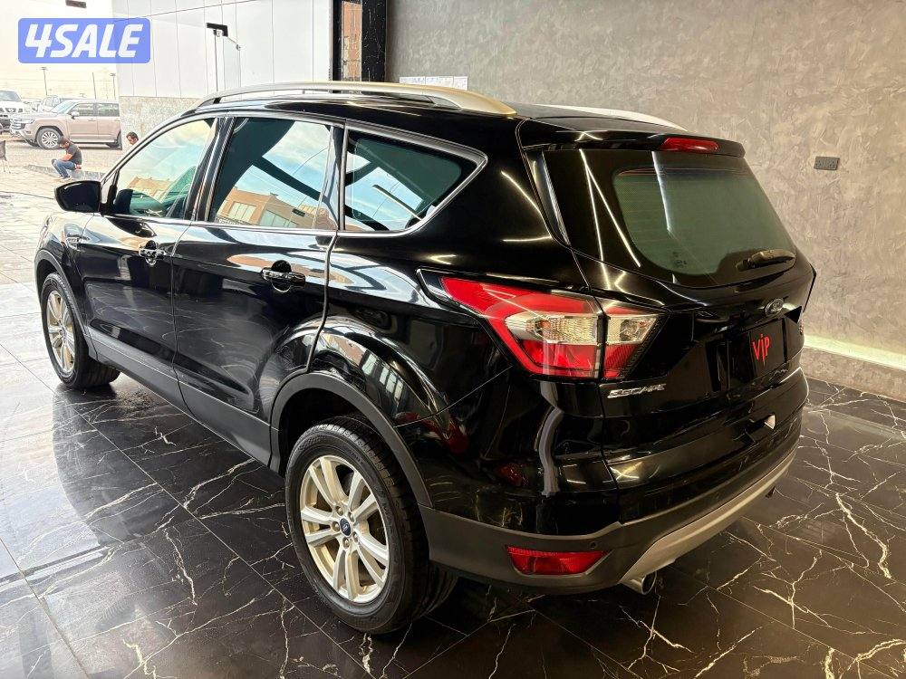 فورد اسكيب5