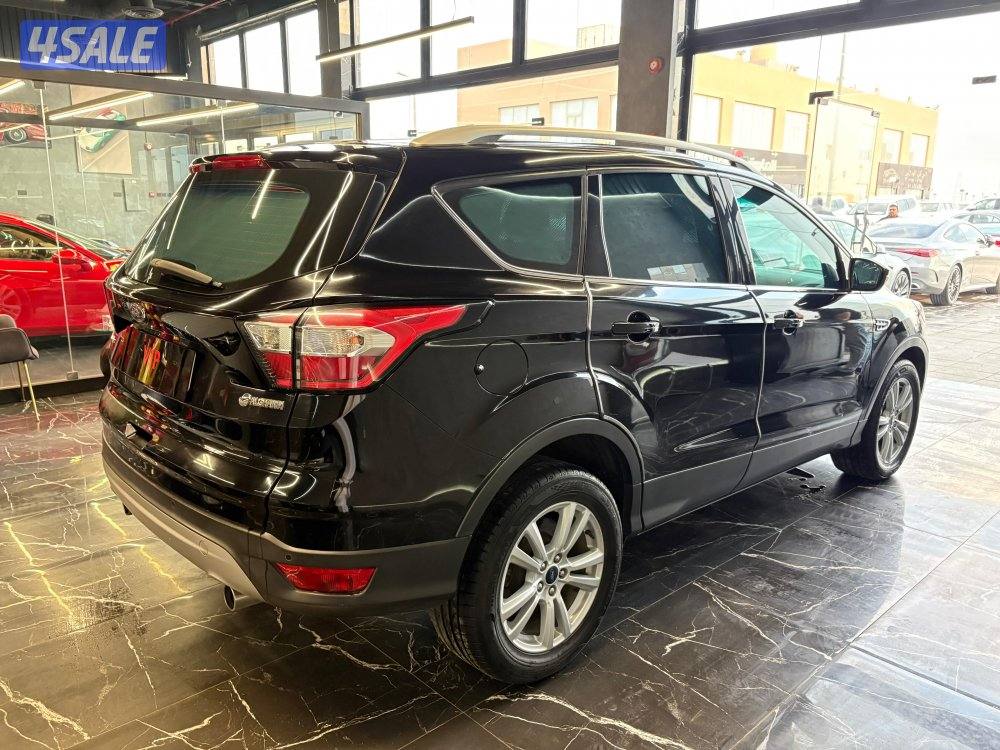 فورد اسكيب8