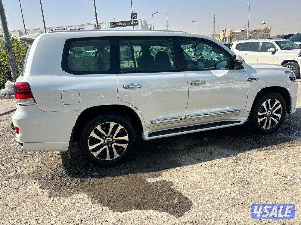 لاند كروزر GX.R-قراند تورينق .V82