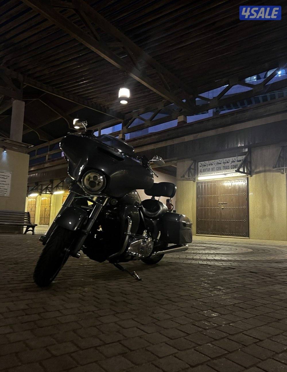 هارلي ديفيدسون ستريت جلايد سيرفس حديث4