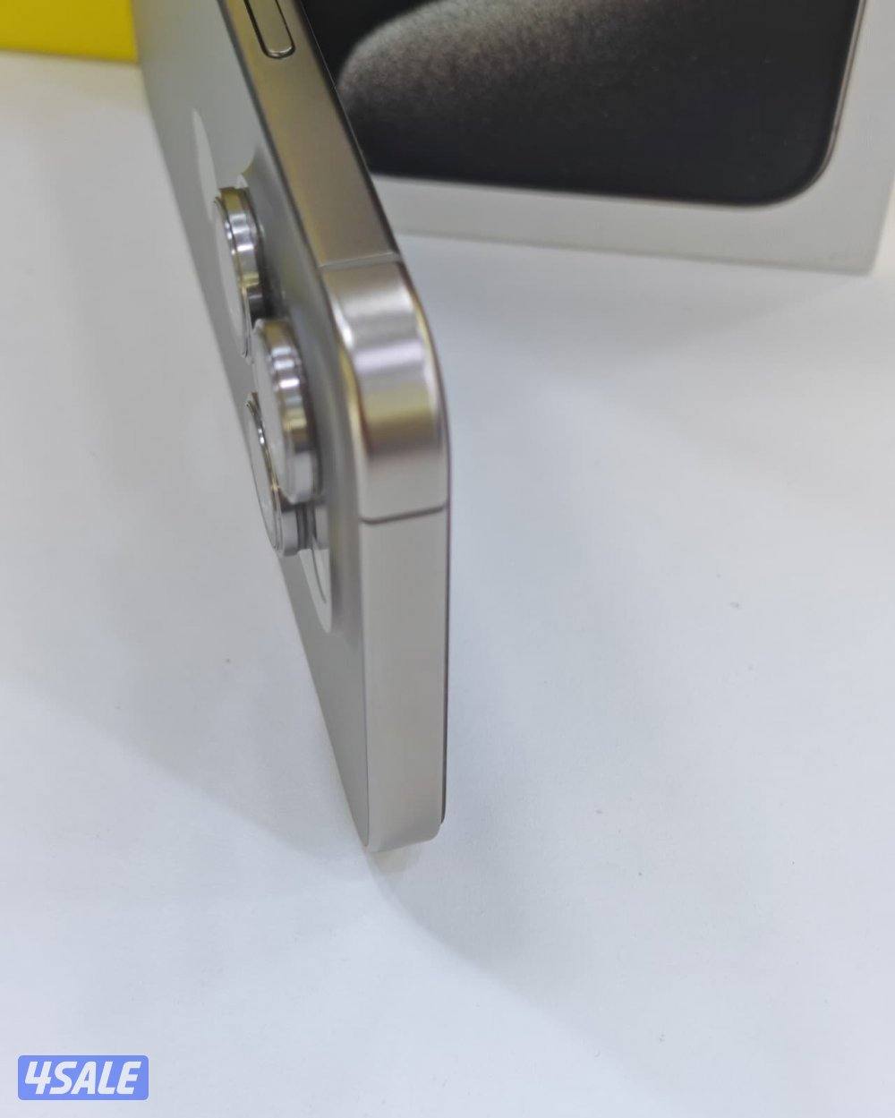 ايفون 15 برو ماكس 256 جيجا تيتانيوم iPhone 15 Pro Max 256GB Natural5