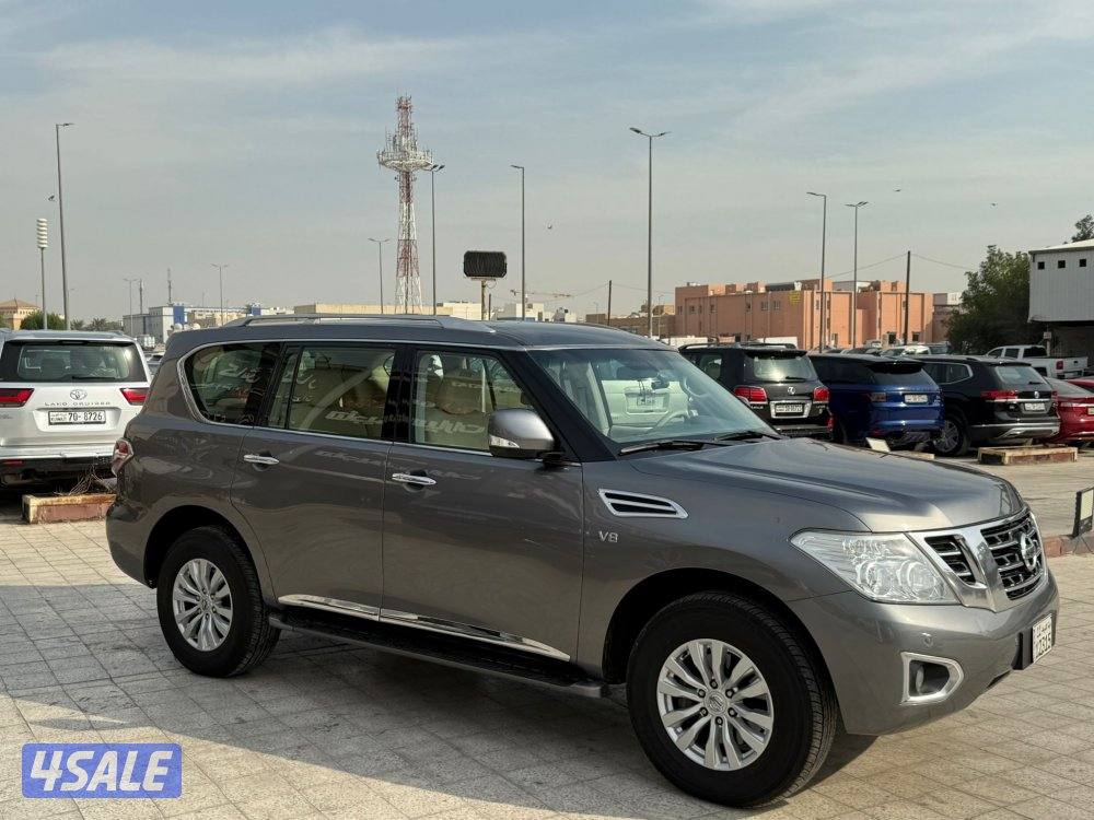 للبيع باترول ٢٠١٤  شرط الفحص بل الكامل وصبغ الوكاله وسيرفس با الوكاله1