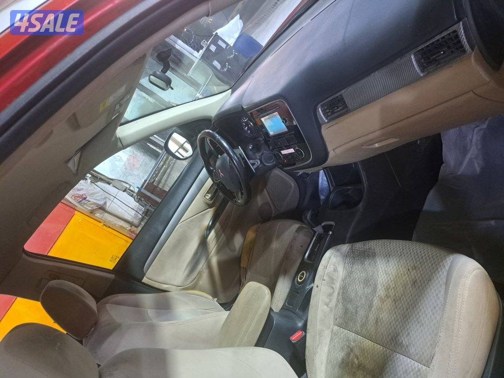 جيب ميتسوبيشي أوتلاندر موديل 20169