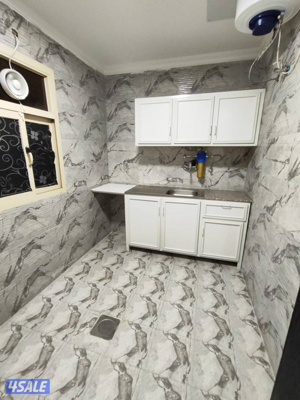 شقق للايجار حولي سوبر لوكس غرفه صاله حمام مطبخ ويوجد خلو مأثثه بالكامل14