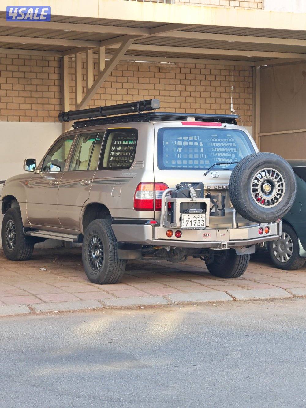 اللي يدور النادر ونظيف للبيع لاند 20036