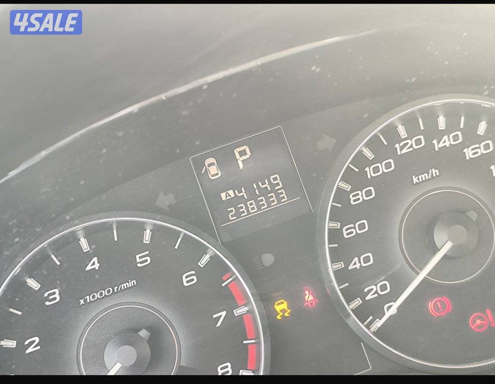 البيع سبارو اوتباك موديل ٢٠١١ مركب مكينه وجير3