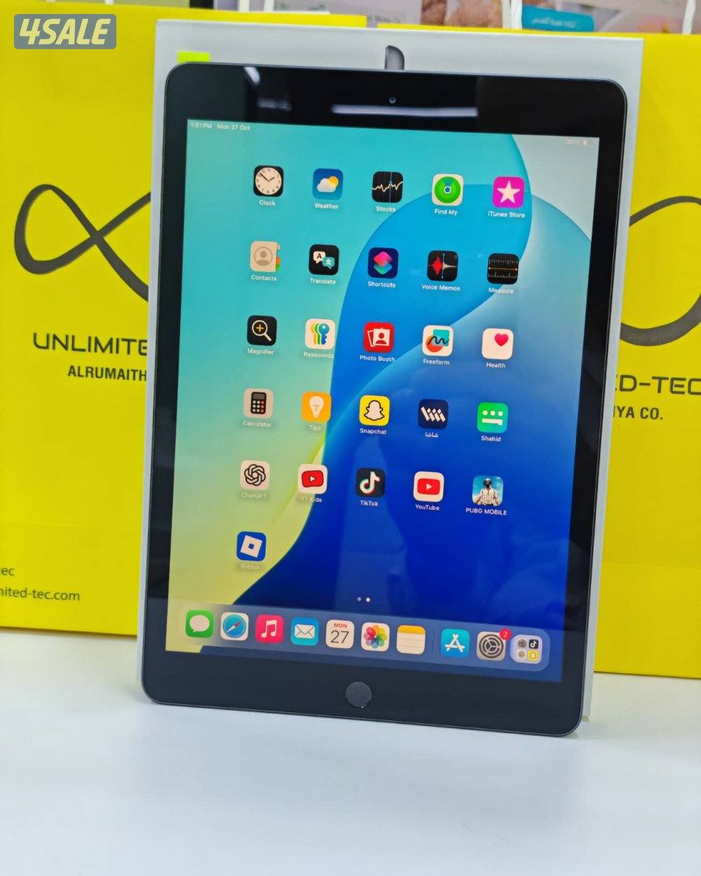 ايباد 128 جيجابايت رمادي iPad 7th Gen 128GB Gray Used like new0
