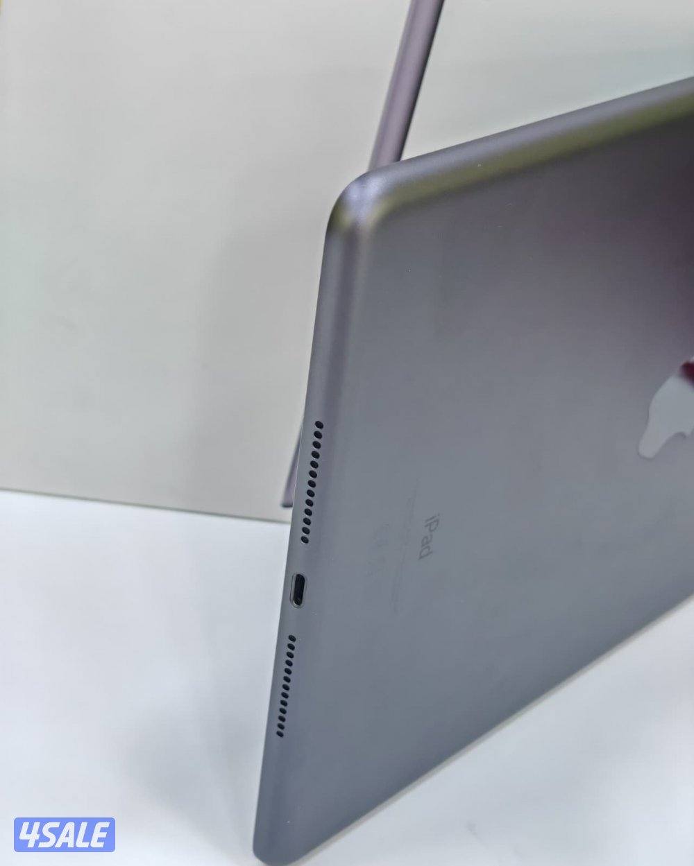 ايباد 128 جيجابايت رمادي iPad 7th Gen 128GB Gray Used like new2