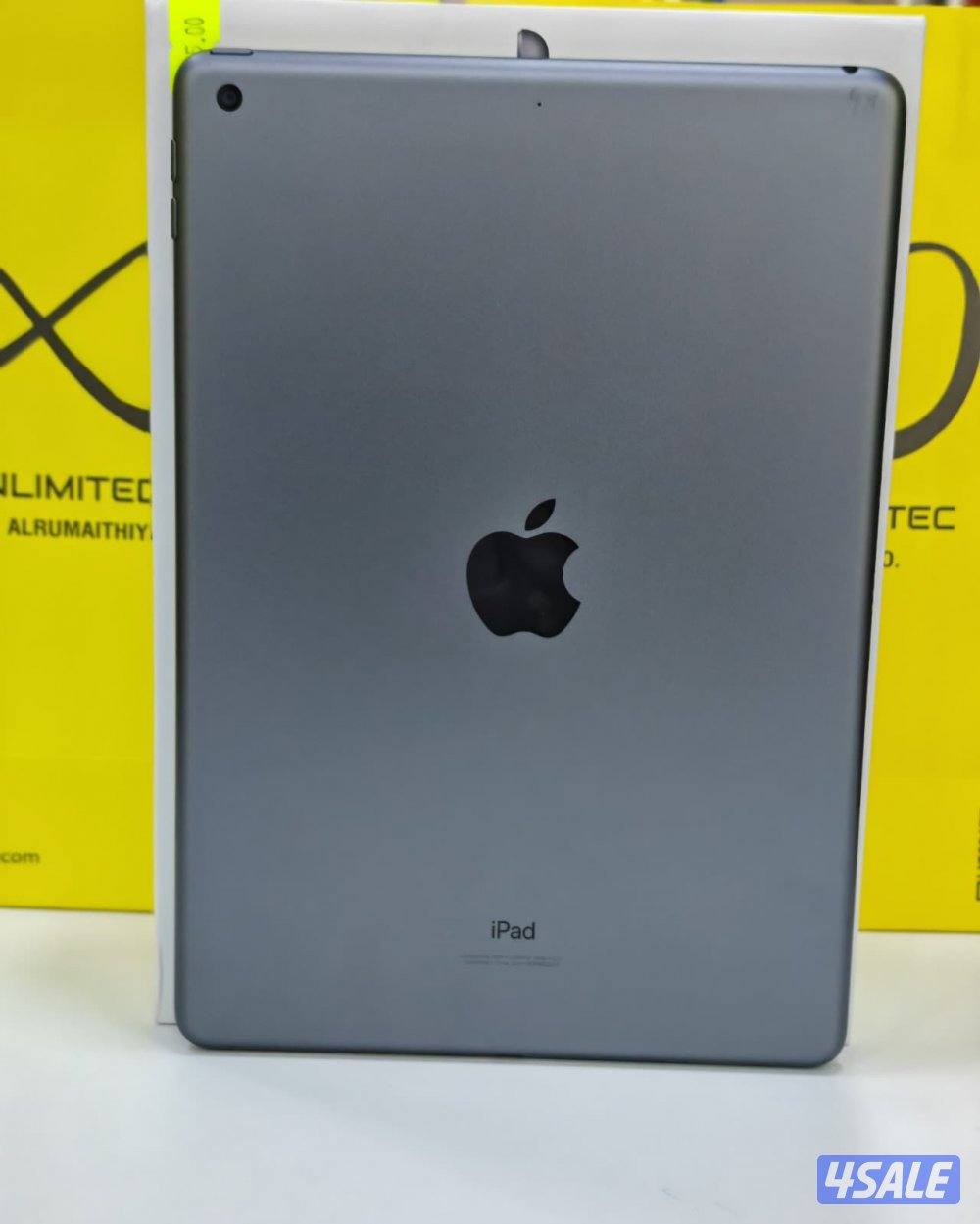 ايباد8 32 جيجابايت رمادي iPad 8th Gen 32GB Gray Used like new5