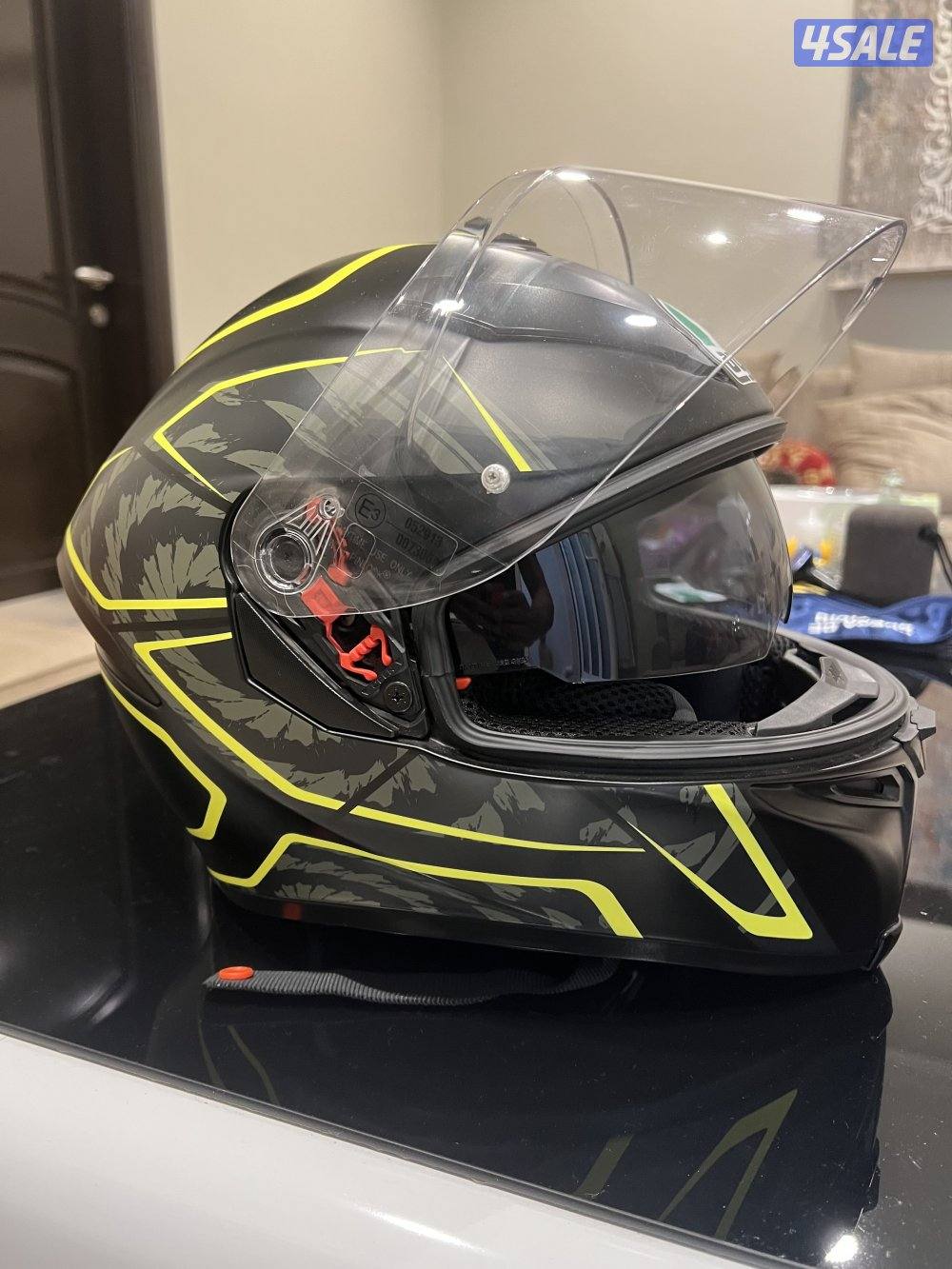 Agv k5 s tornado size m1