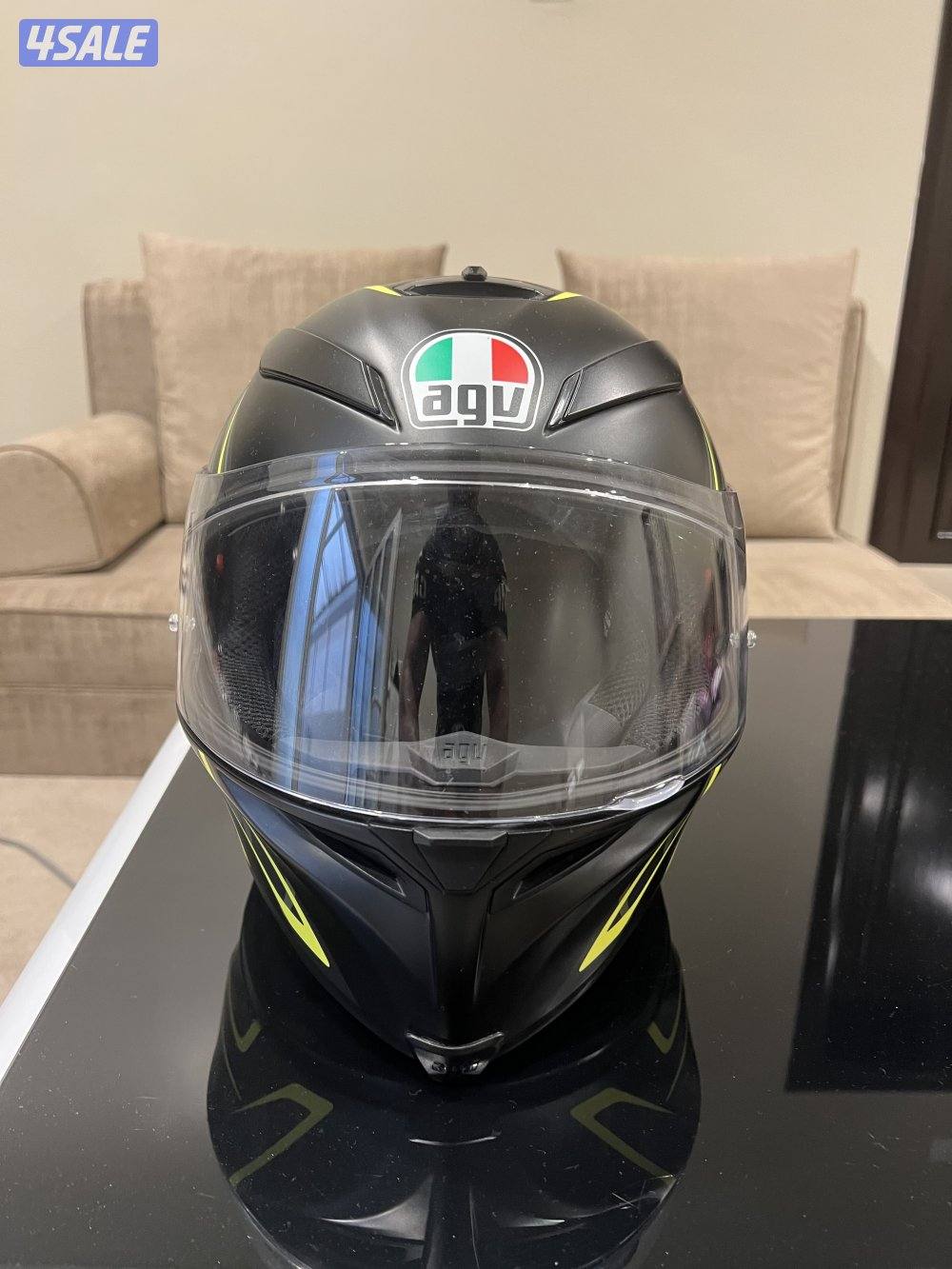 Agv k5 s tornado size m2