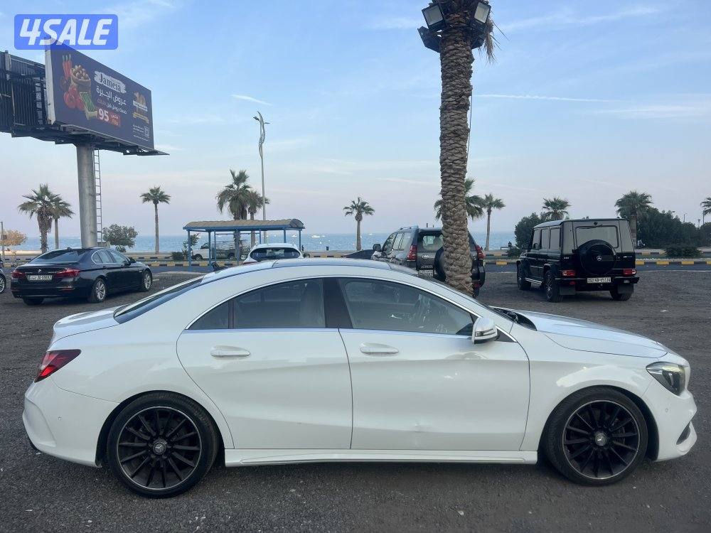 مرسيدس CLA 250 ابيض 2017 صبغ وكاله بحاله ممتازه3
