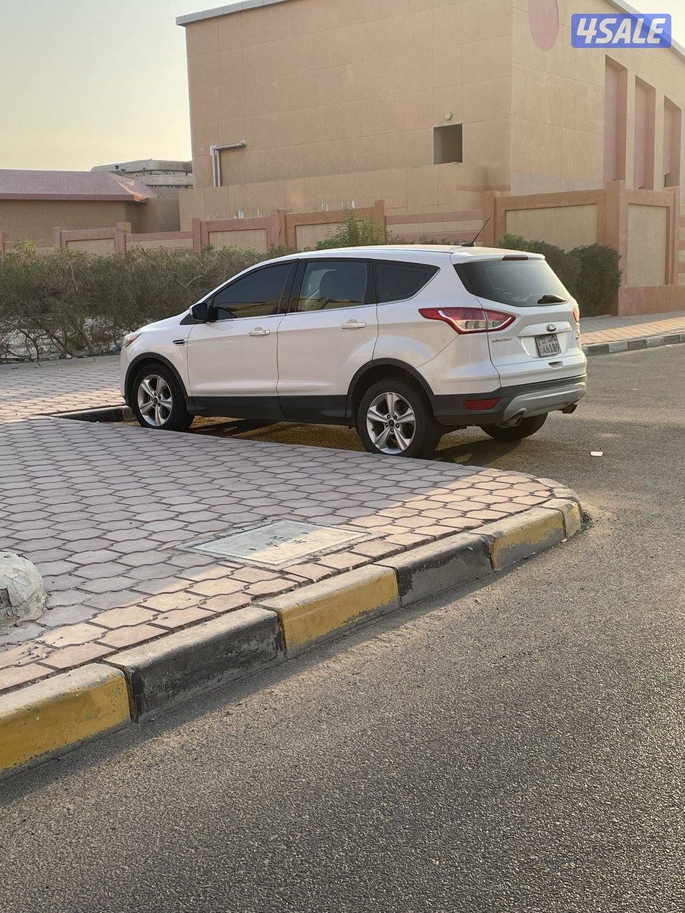 للبيع فورد سكيب موديل2014 ماشي 197000 على السوم  للتفاوض واتساب فقط2