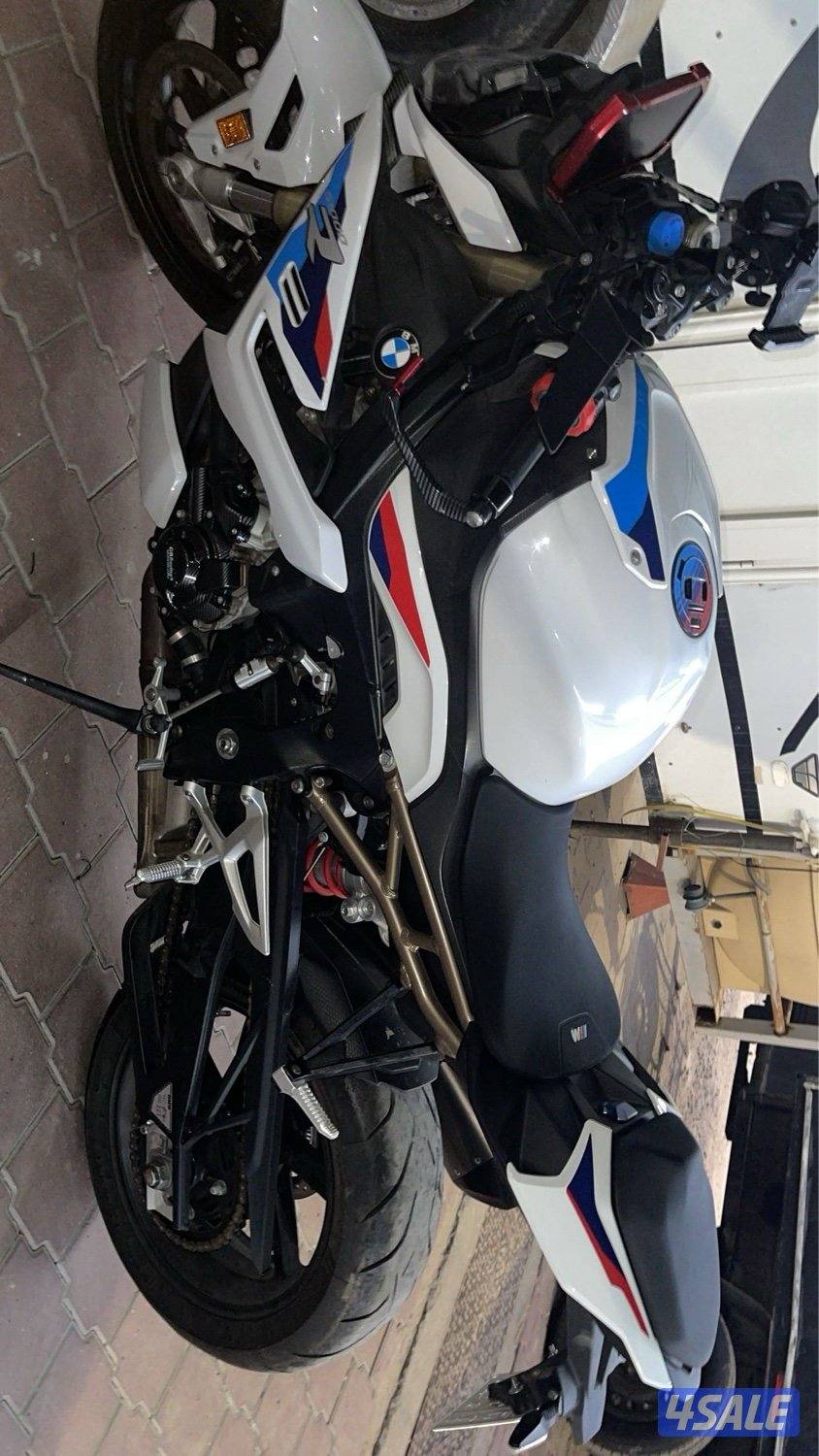 ارغب بلبدل معه ادفنجر S1000r m بكج1