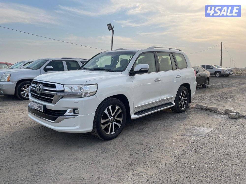 لاندكروزر VXR0