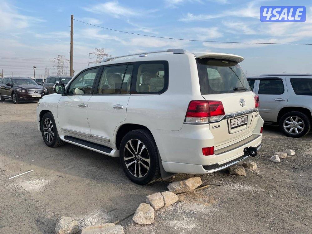 لاندكروزر VXR2