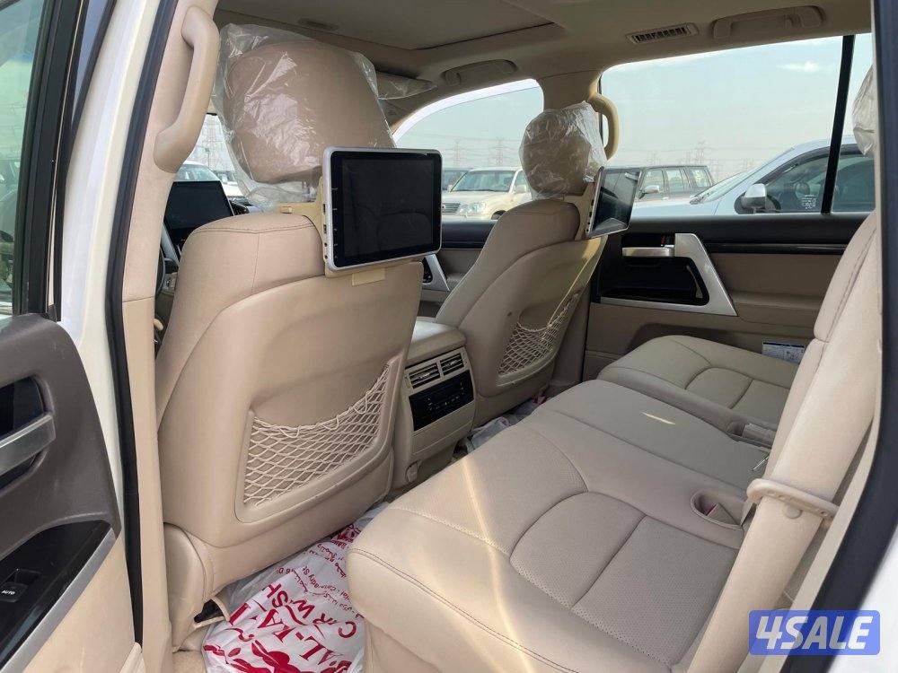 لاندكروزر VXR4