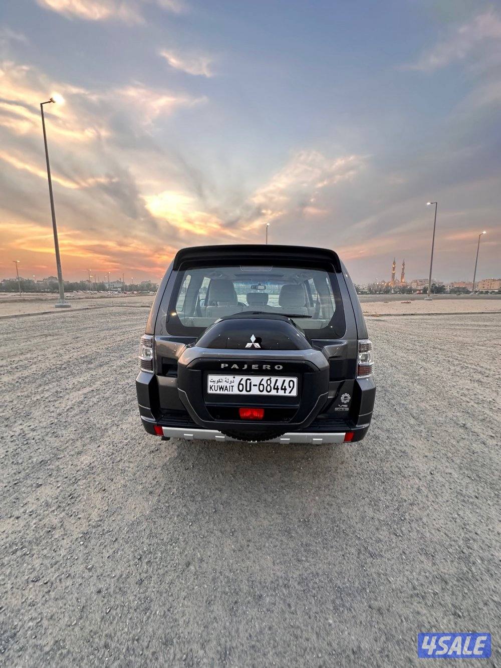 🚘 ميتسوبيشي باجيرو 2022  كامل المواصفات4