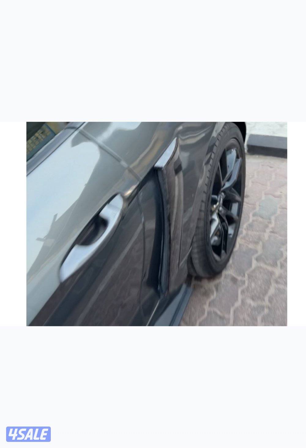 للبيع اغراض موستنغ 2015 لي 2019 كبوت و زوايد الجامة و الجوانب و رنقات1